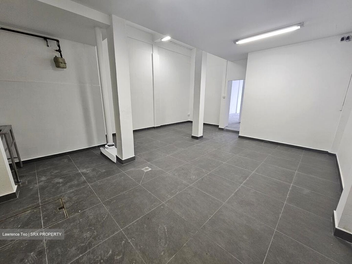 Race Course Road (D8), Retail #582269911